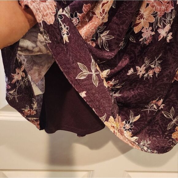 Xhilaration burgundy floral velvet material layered fit and flare mini dress XXL - Picture 5 of 7